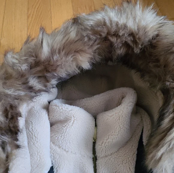 Koolaburra by UGG Ladies Parka Jacket, Small, Black and Gold - Picture 6 of 15